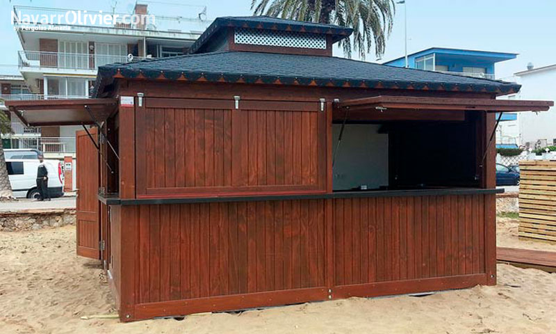 Chiringuito de madera para playas y campings