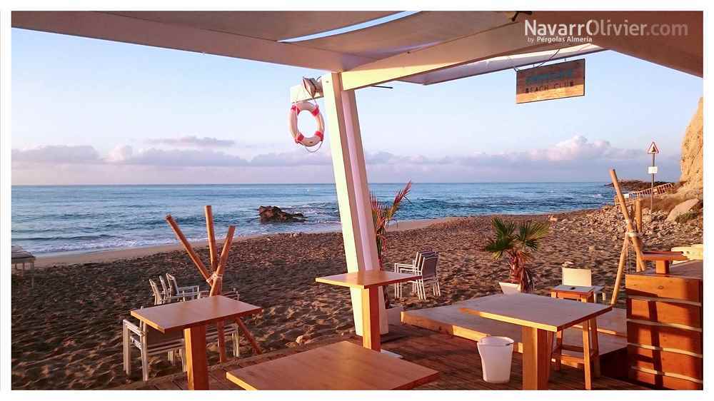 Casetas de madera para hosteleria a pie de playa